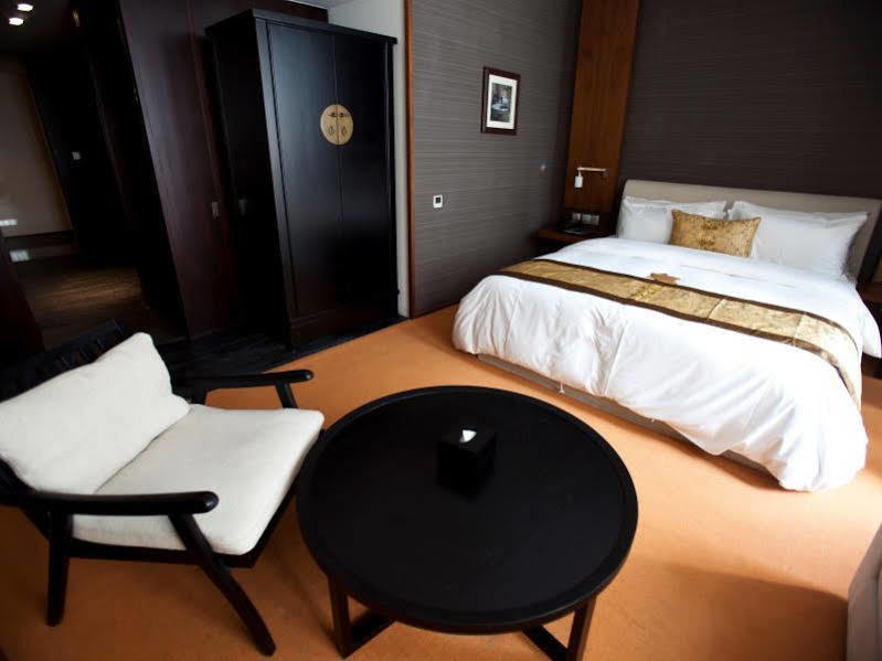 Hotel MoMc Peking  Buitenkant foto